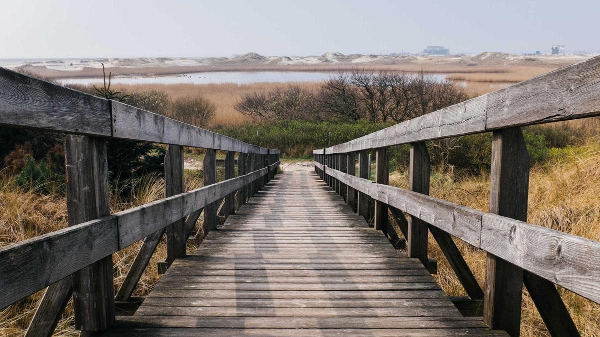 Urban Skyline Convention Center